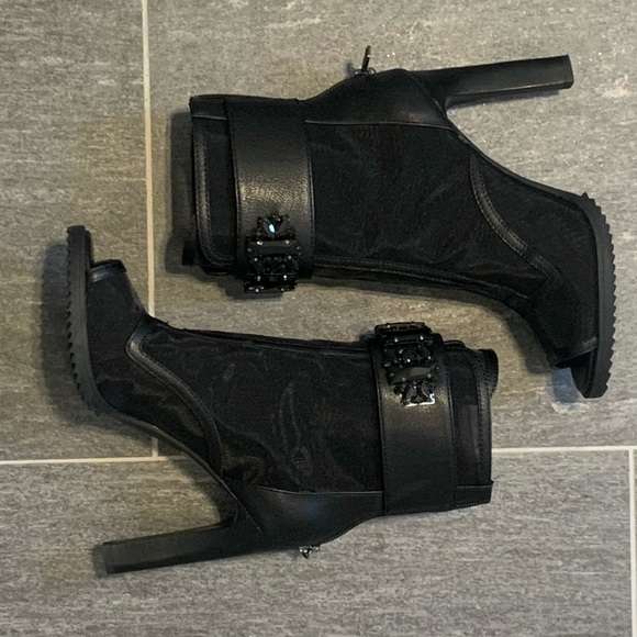 Blayze embellished peep toe booties - Picture 2 of 4